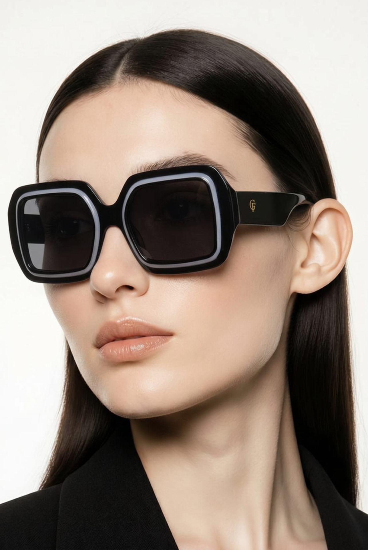 Oversize Noir Frame